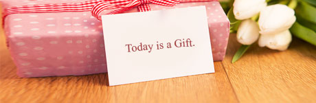 [행복명언] 당신의 오늘은 ‘선물’인가요? ‘현재’인가요?